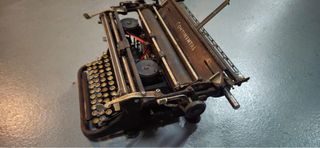 Máquina de escribir Continental