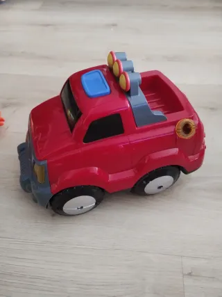 Tren y Coche de Juguete