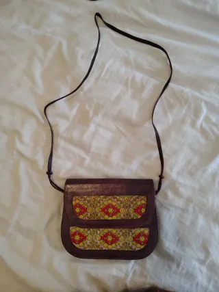 Bolso de piel artesanal multicolor