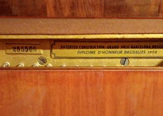 Piano PETROF Mod: P 125 Opera A