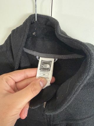 Chaqueta The North Face TKA200 Negra