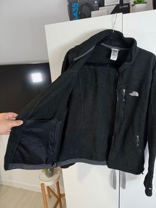 Chaqueta The North Face TKA200 Negra