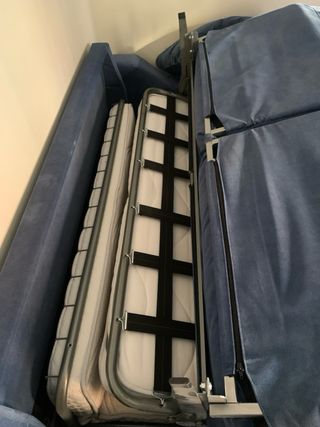 Sofá cama azul de tela