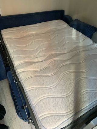 Sofá cama azul de tela