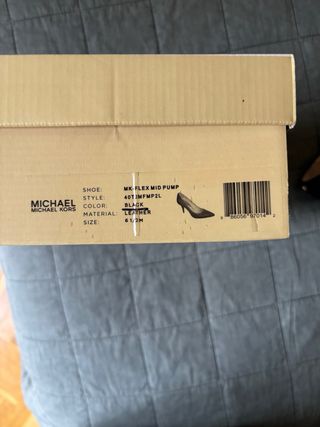 Tacones Michael Kors Negros y Dorados TALLA 6  1/2