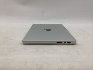 portatil apple apple macbook pro m4 pro 14-core 16 (20gpu)(2024)(a3403)