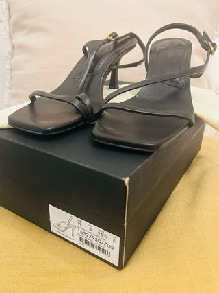 Sandalias Massimo Dutti Piel Tiras Tacón Bajo