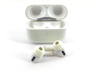 in-ear apple airpods pro