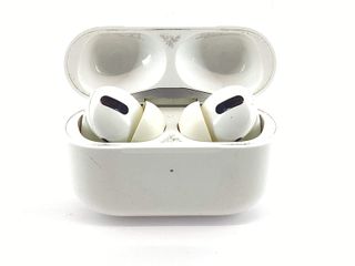in-ear apple airpods pro