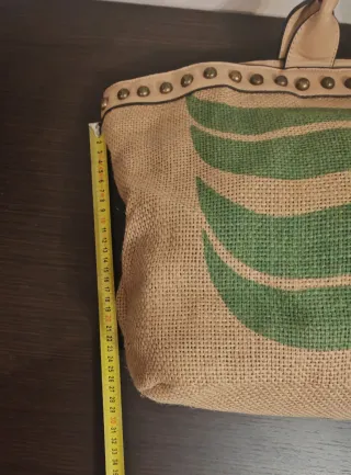 Borsa capiente juta con foglie verdi