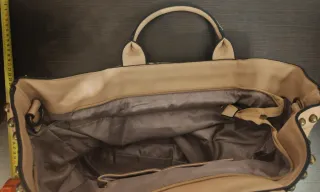 Borsa capiente juta con foglie verdi