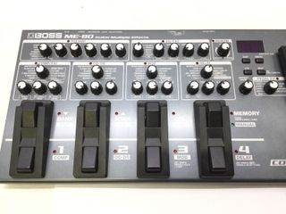 multiefectos guitarra boss me-80