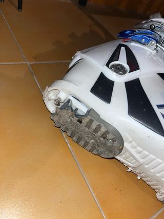 Sci da donna 150/155cm + scarponi + bastoncini