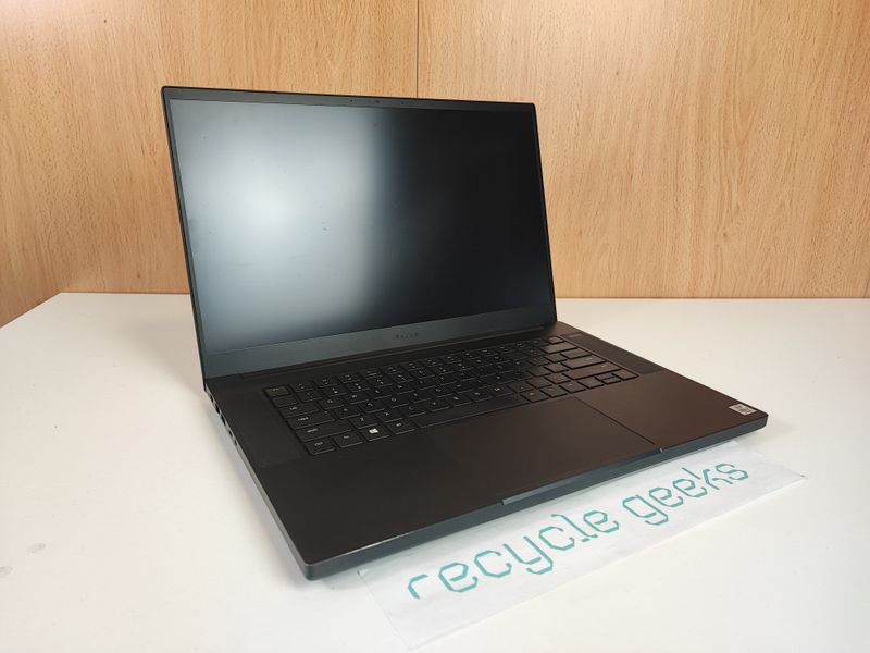 Razer Blade i7 32GB RAM 256GB NVMe nVidia RTX2060 afbeelding 4