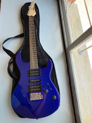 Guitarra Eléctrica Yamaha ERG121 Azul