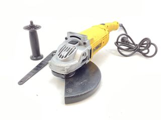 radial dewalt dwe492-qs