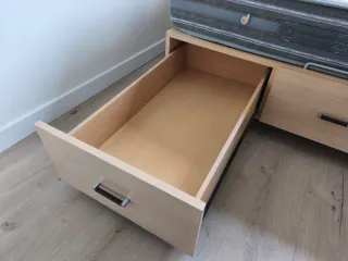 Cama con somier y colchón