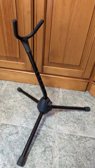 Soporte para saxofón