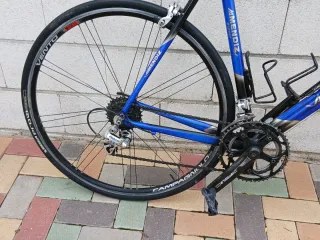 Bicicleta de carretera Mendiz