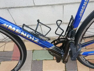 Bicicleta de carretera Mendiz