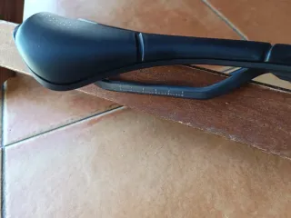 Lote ciclismo: sillín, tija y pedales