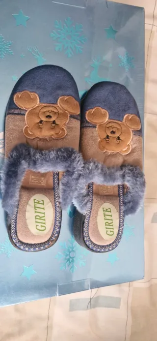 Zapatillas de casa GIRITE osito azul y marrón