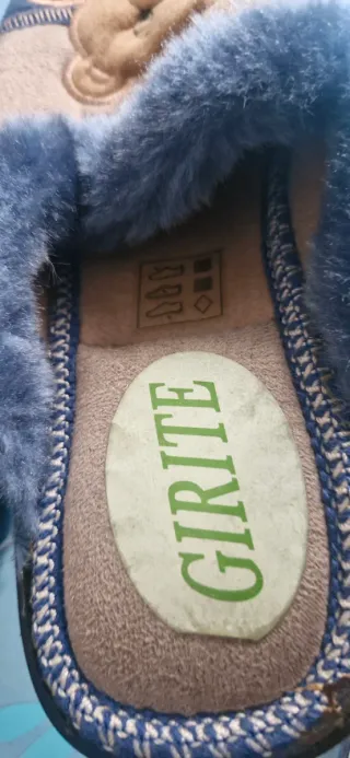 Zapatillas de casa GIRITE osito azul y marrón