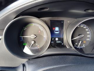 Toyota C-HR 180H Advance 135 kW (184 CV)
