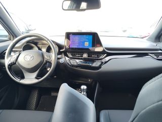 Toyota C-HR 180H Advance 135 kW (184 CV)