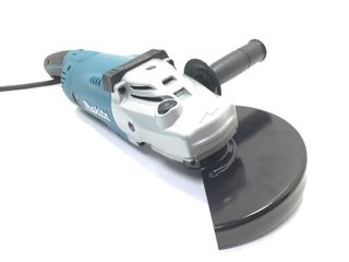 radial makita ga9020r