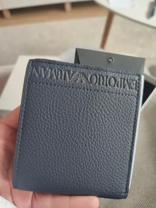 Cartera Emporio Armani azul marino