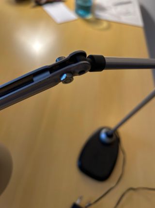 Lámpara de escritorio ajustable