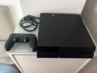 Consola PS4 500GB Negra + Mando