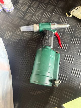 Remachadora de aire