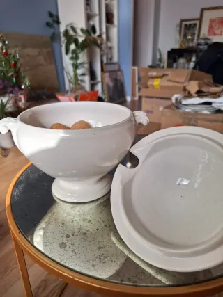 Sopera blanca La Cartuja de Sevilla Blanca