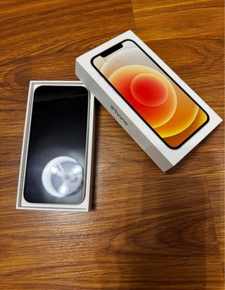 iPhone 12 blanco Como Nuevo