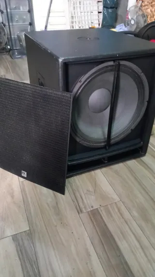 Subwoofer hk 118 premium