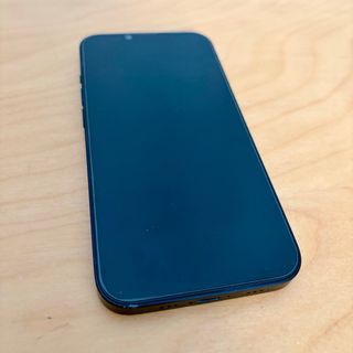 iPhone 13 128 GB + pack