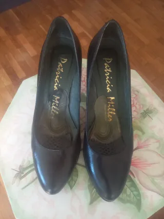 Zapatos de tacón Patricia Miller negros