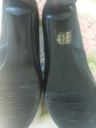 Zapatos de tacón Patricia Miller negros