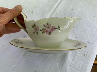 Salsiera in porcellana