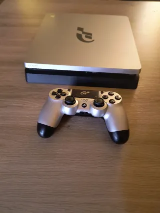 PS4 Edición Gran Turismo Plata + Mando y juegos