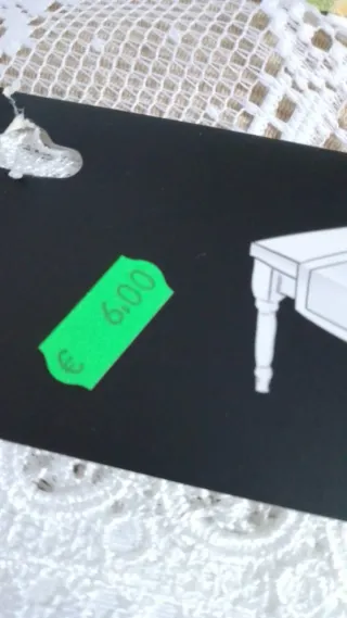 Paños de mesa bordados con cerezas