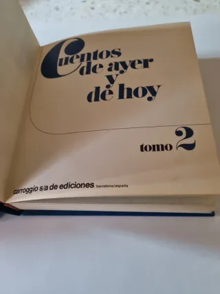Dos libros enciclopedia Infantil