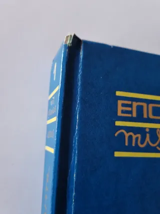 Dos libros enciclopedia Infantil