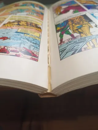 Los Vengadores Por derecho divino LEER DESCRIPCIÓN