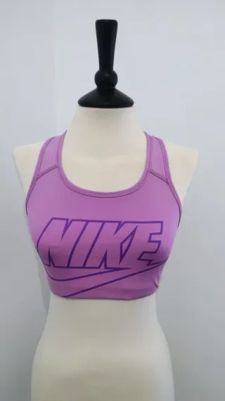 Top deportivo Nike morado