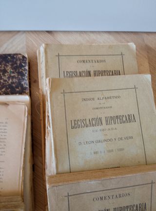 Libros antiguos varios generos