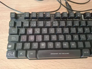 Teclado Gaming Strike Me Negro