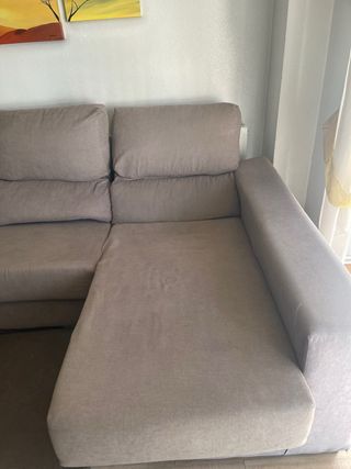 Sofá Cheslong Marrón algo extensible